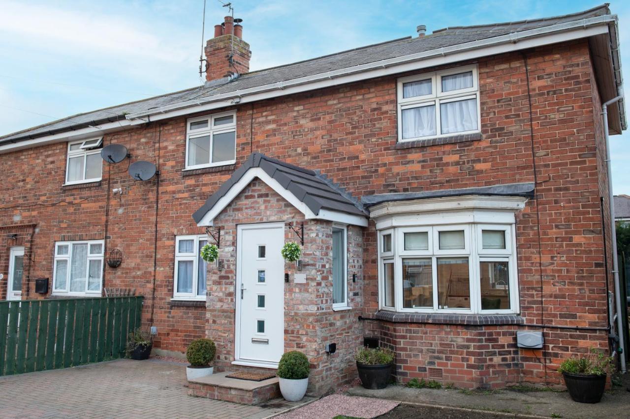 Emmadale Central Bridlington Sleeps 7-8 Exteriér fotografie